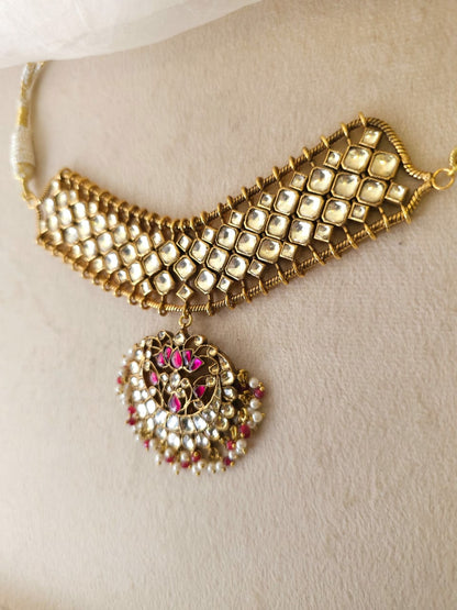 Rakta kamal necklace