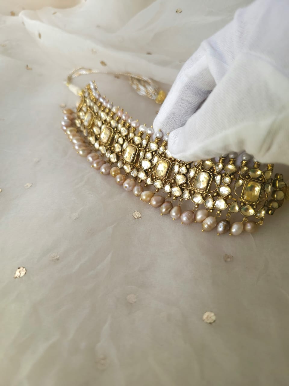 The galta gate alloy necklace set