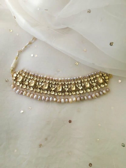 The galta gate alloy necklace set
