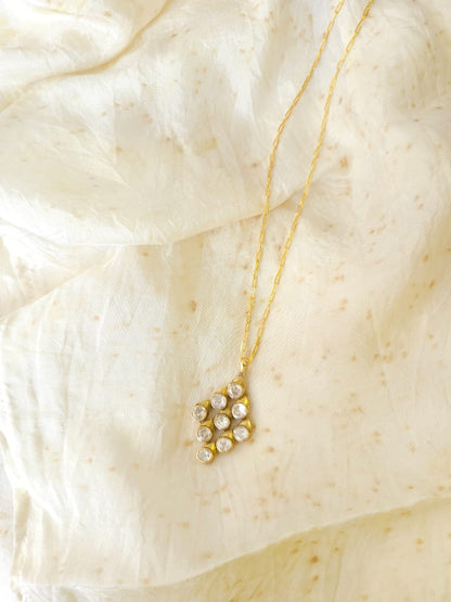 Peepal gate silver pendant necklace