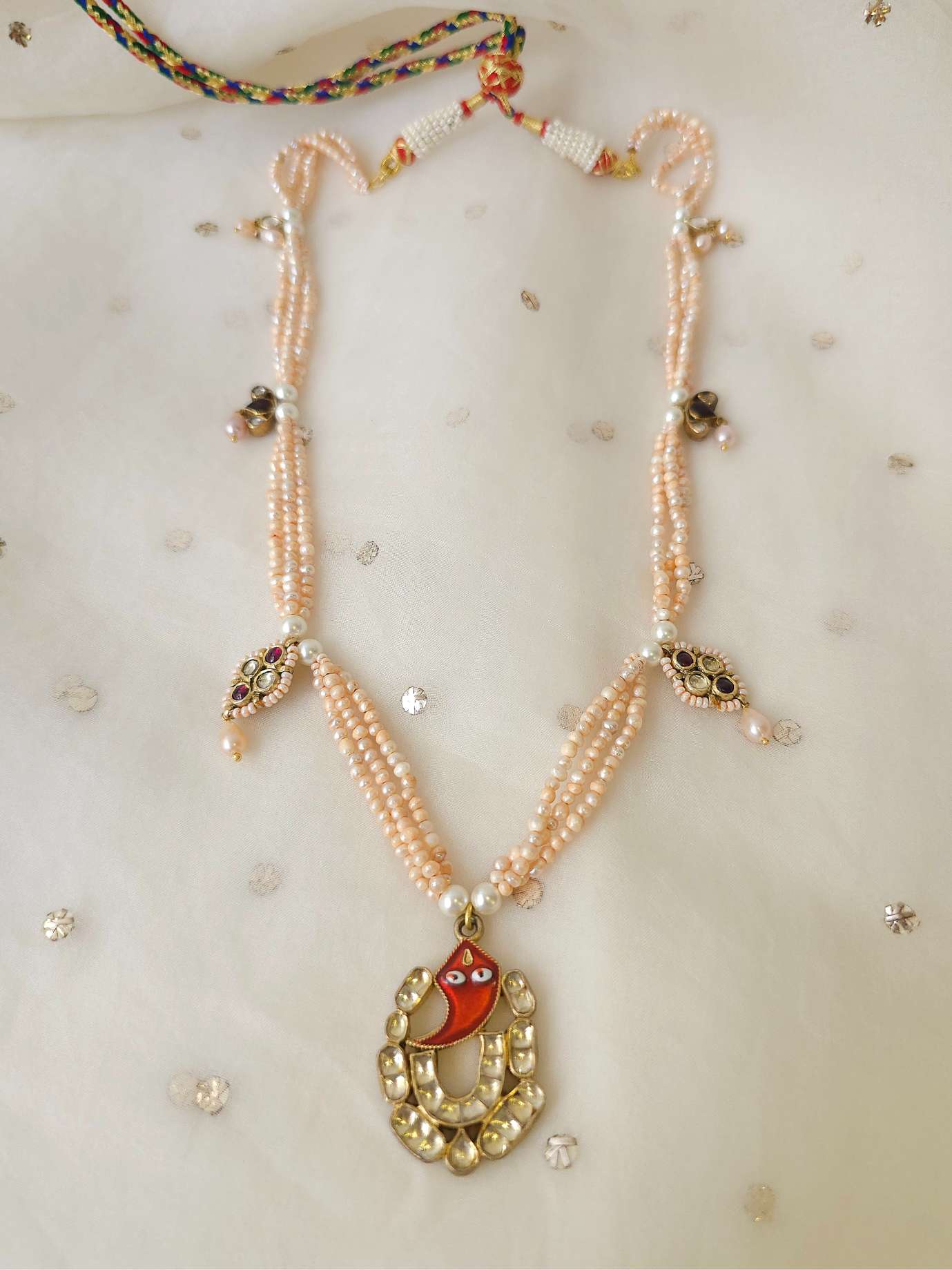 Chandpole blush necklace