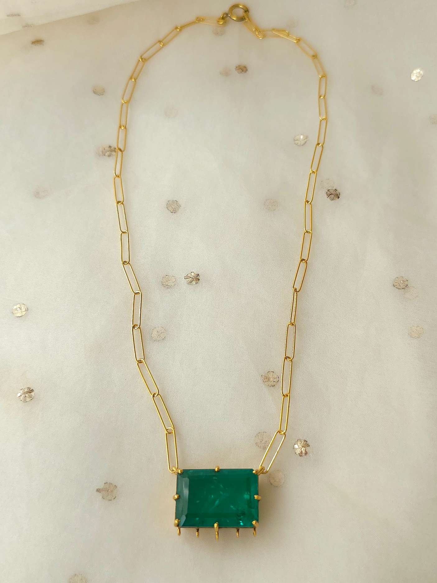Muzo chain necklace