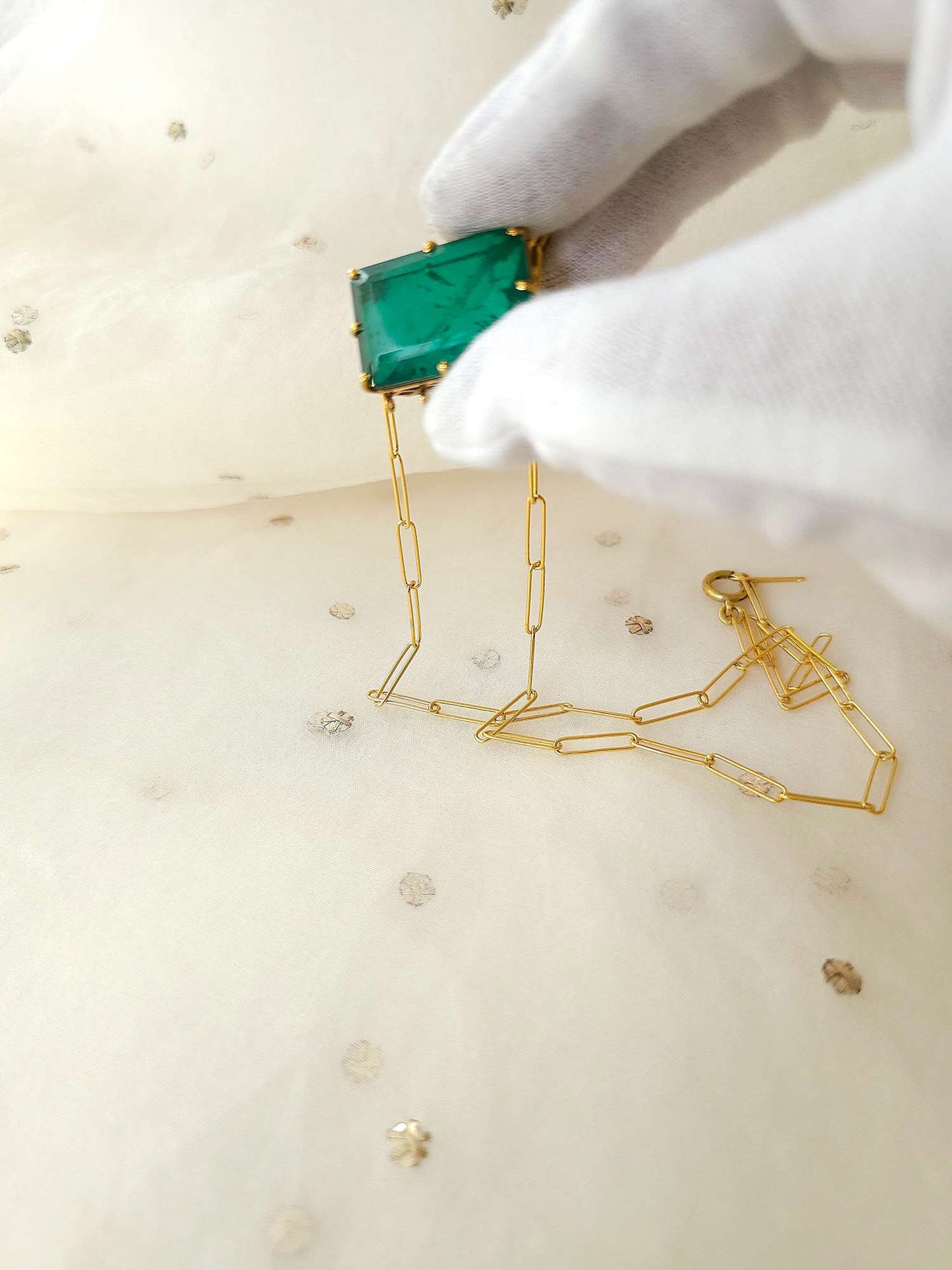 Muzo chain necklace