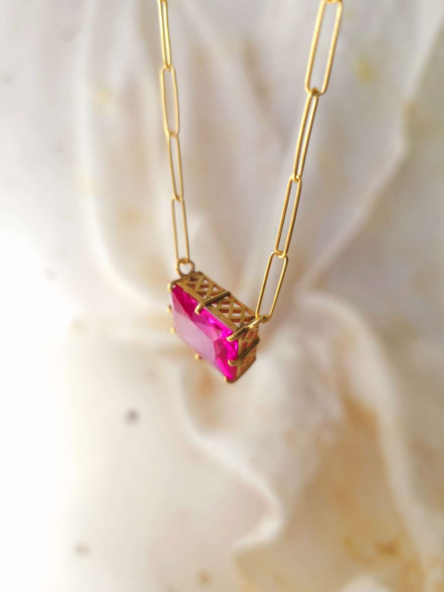The ruby line silver necklace