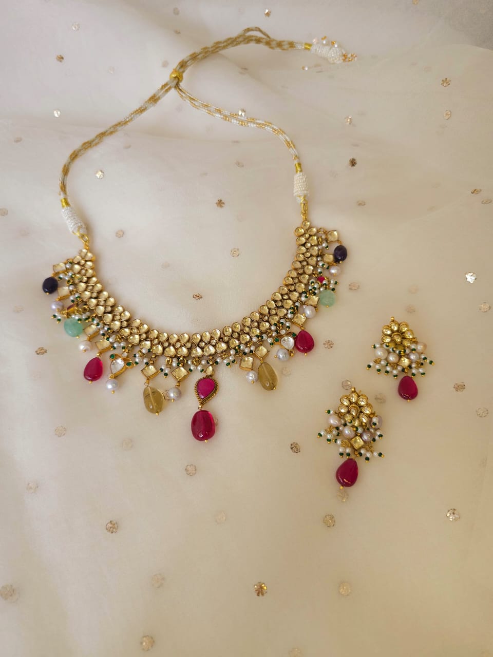 Winter gems necklace set