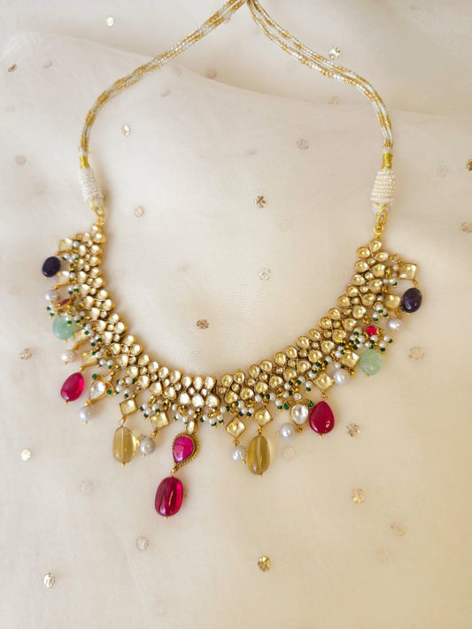 Winter gems necklace set