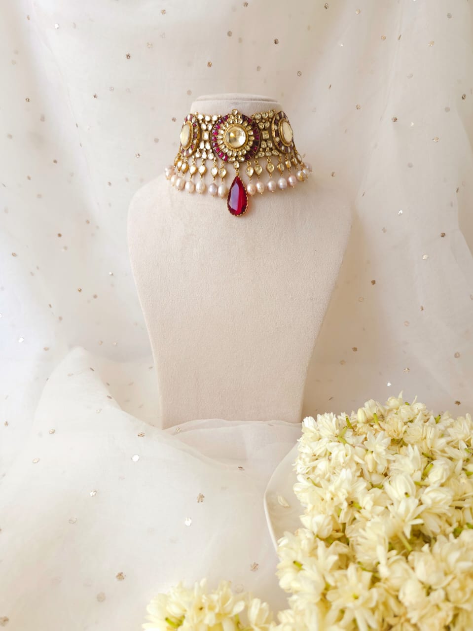 Manik-Mirage choker