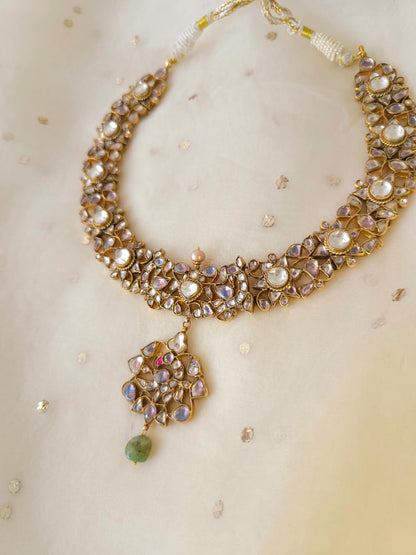 Pepper queen antique necklace