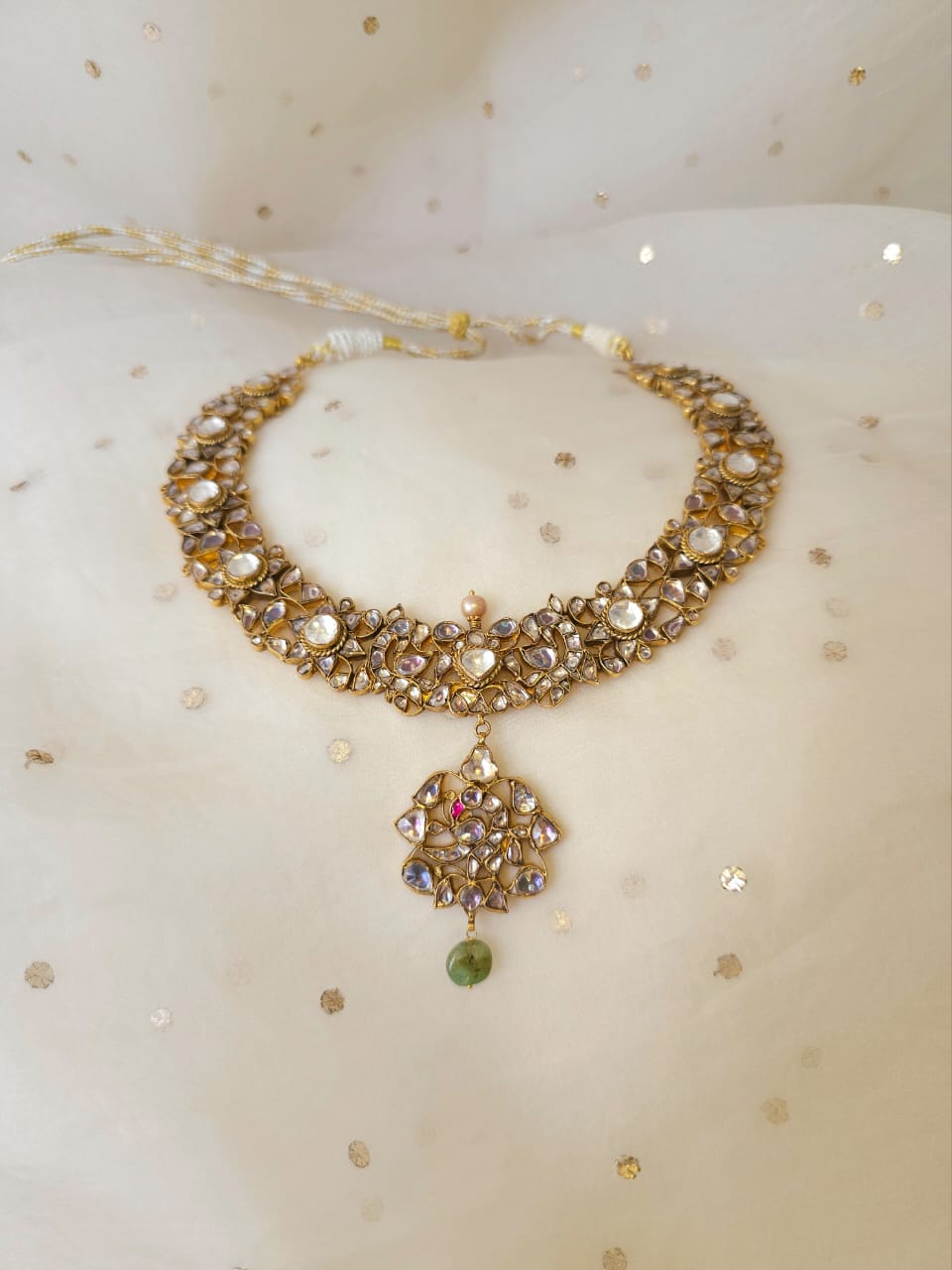 Pepper queen antique necklace