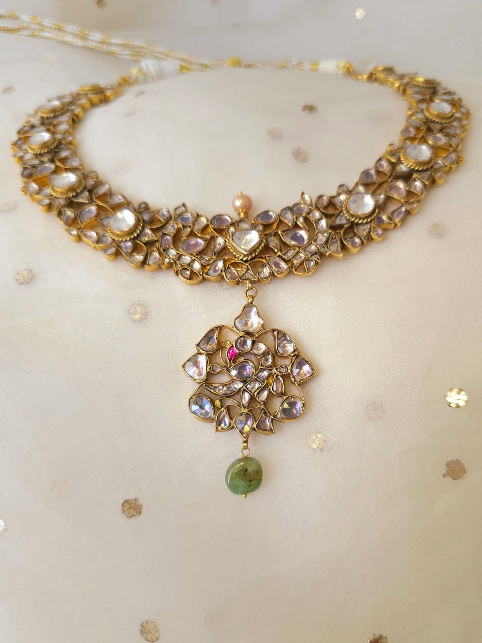 Pepper queen antique necklace