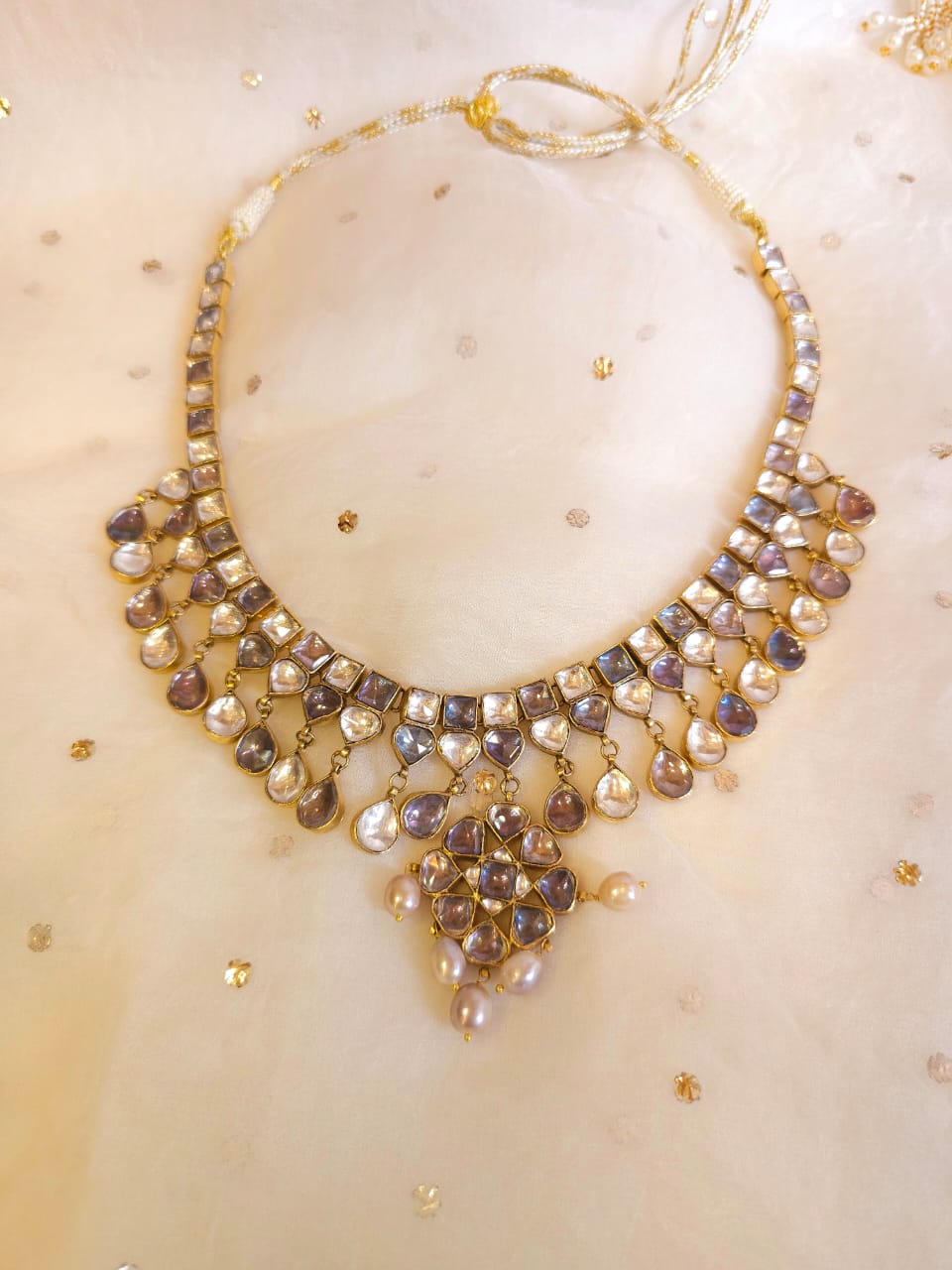 Lilibet queen necklace set
