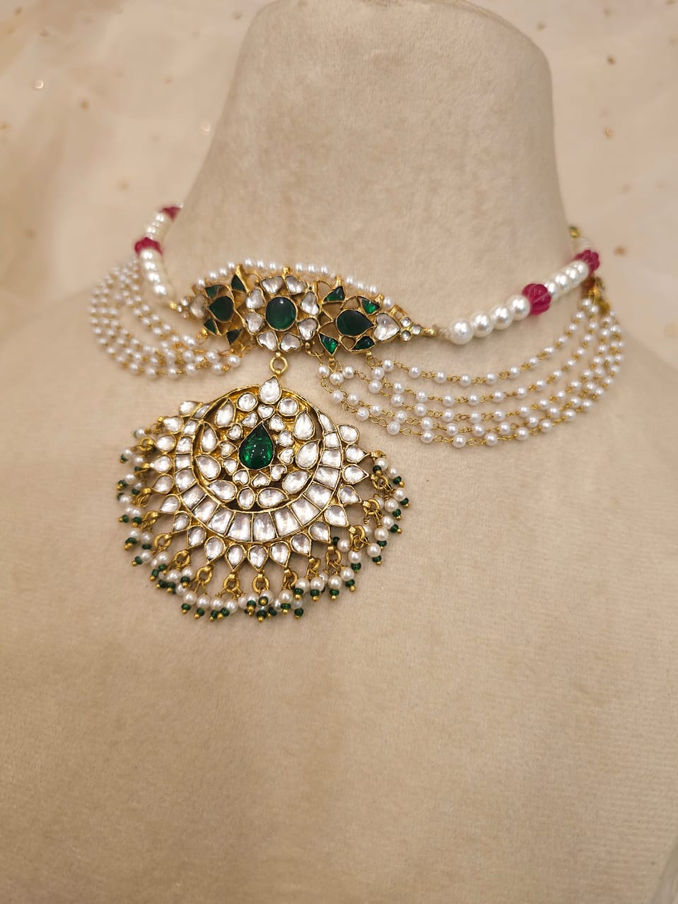 Jantar mantar pearl necklace