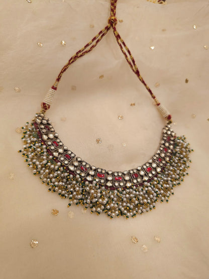 Guttapusalu lumi necklace