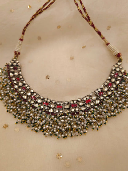 Guttapusalu lumi necklace