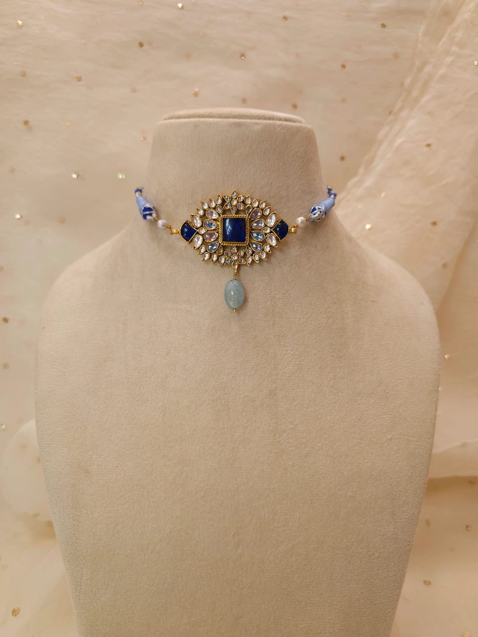 Har-singaar aquamarine choker necklace