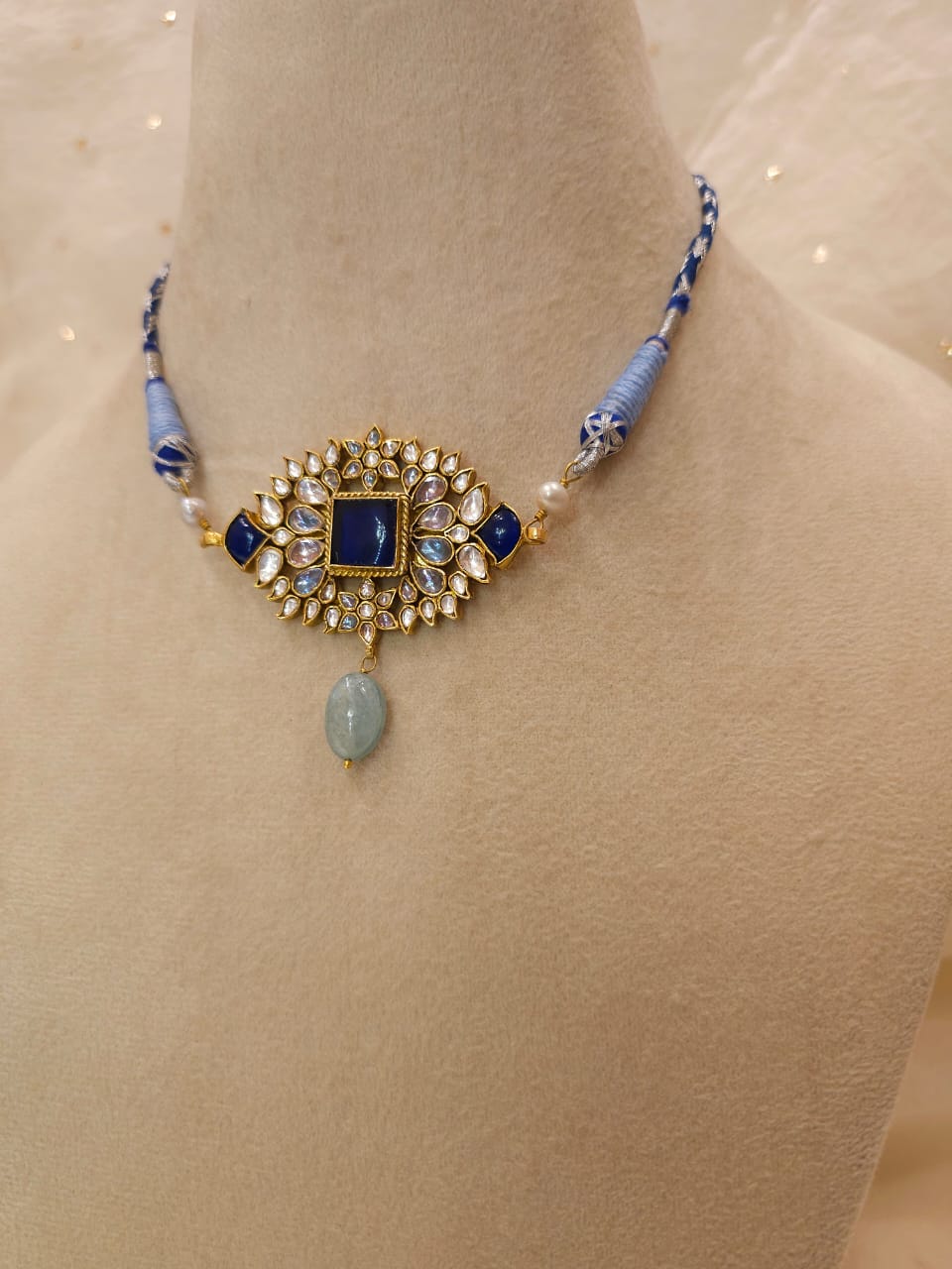 Har-singaar aquamarine choker necklace