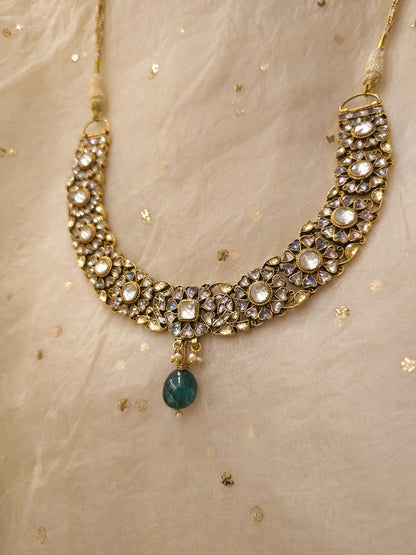 Queen Ayesha sleek necklace