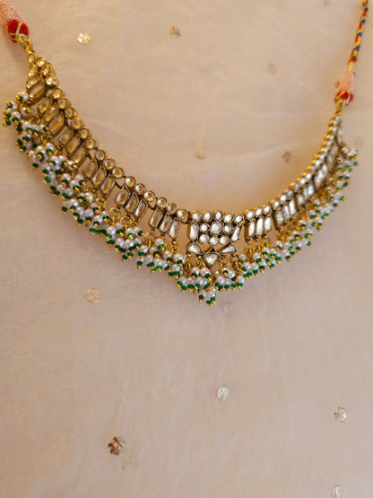 Falak haar crumb necklace