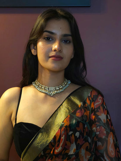 Falak haar crumb necklace