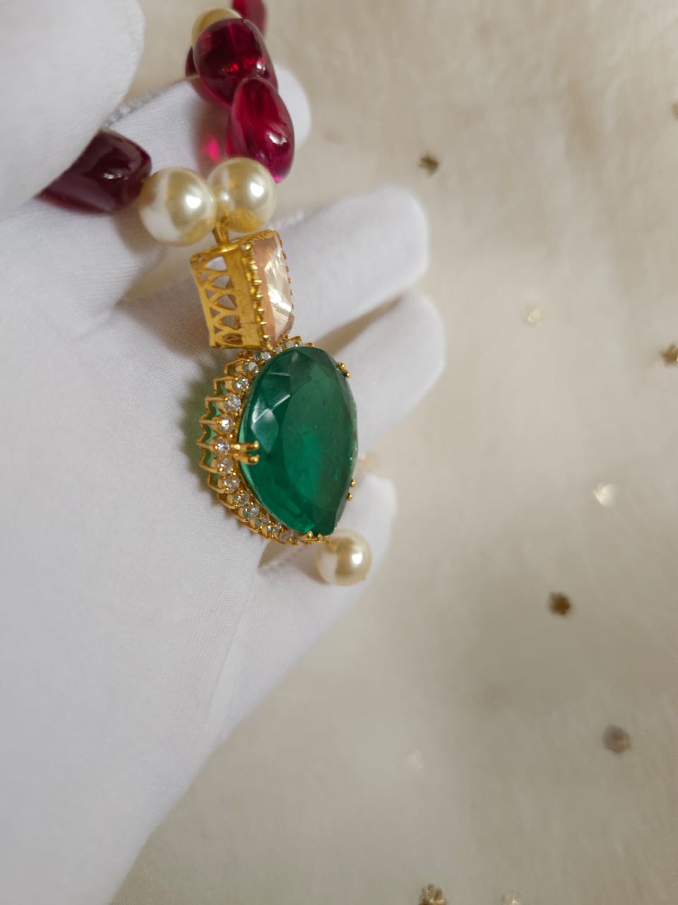 The holkar silver necklace