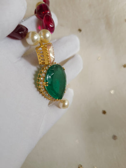 The holkar silver necklace