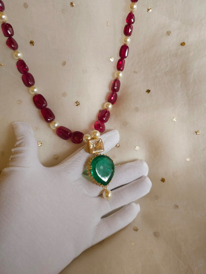 The holkar silver necklace