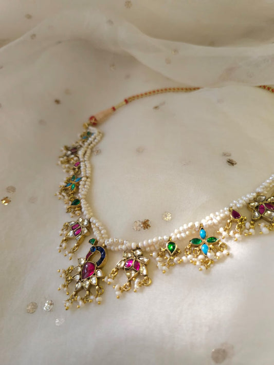 Harit-kama pearl necklace