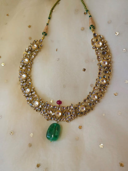 Pepper queen beryl necklace