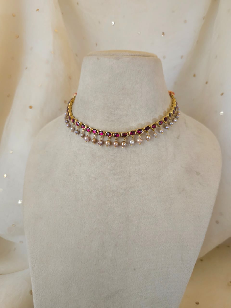 Gulkand sleek necklace