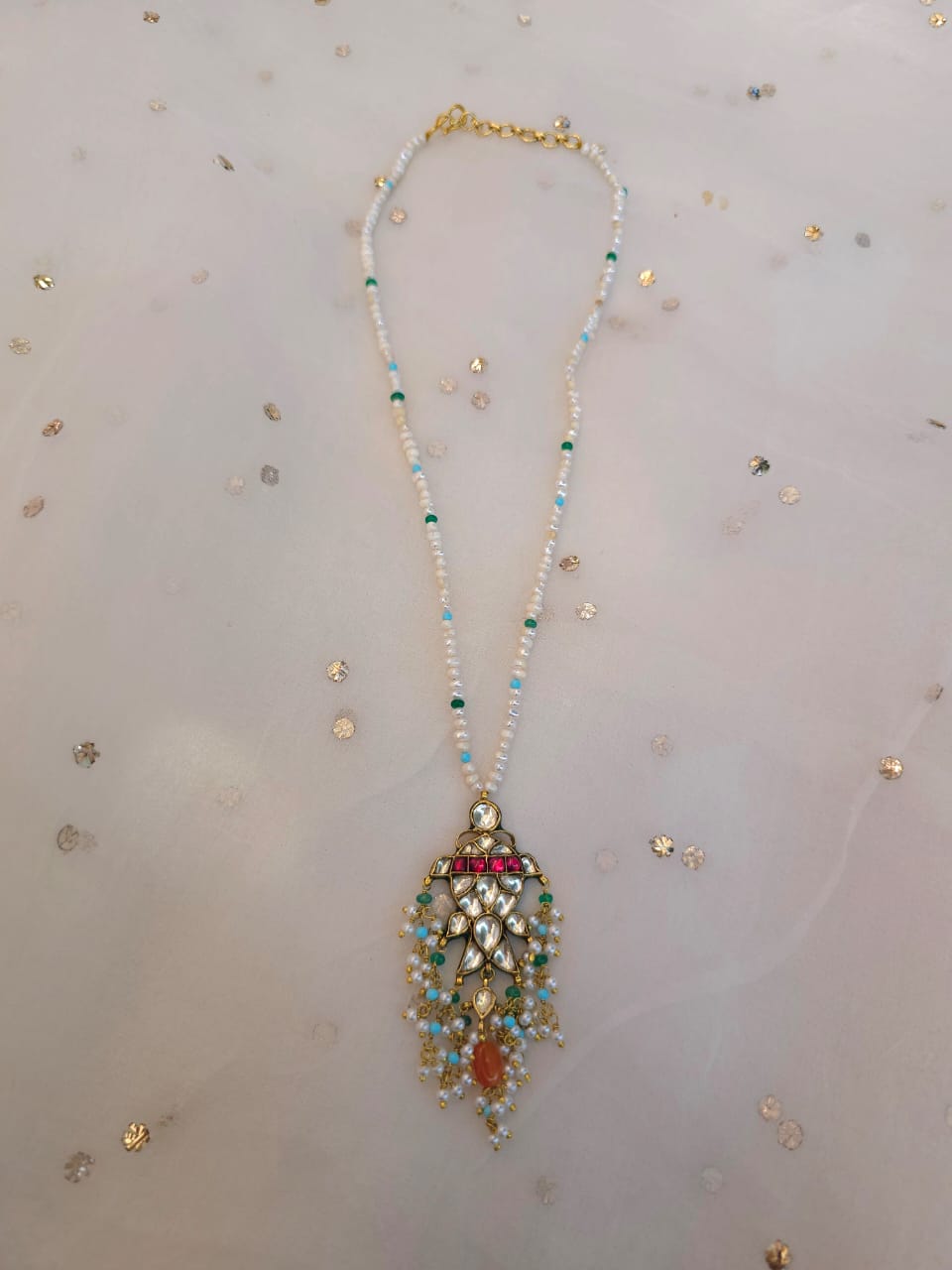 Avanti shafri pendant necklace