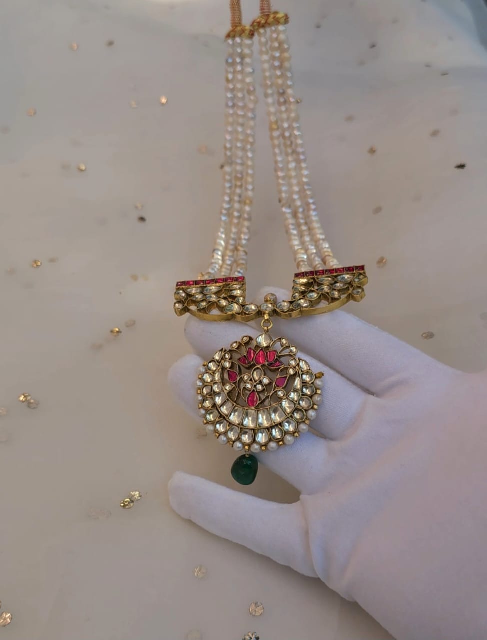 Rakta kamal pearl necklace