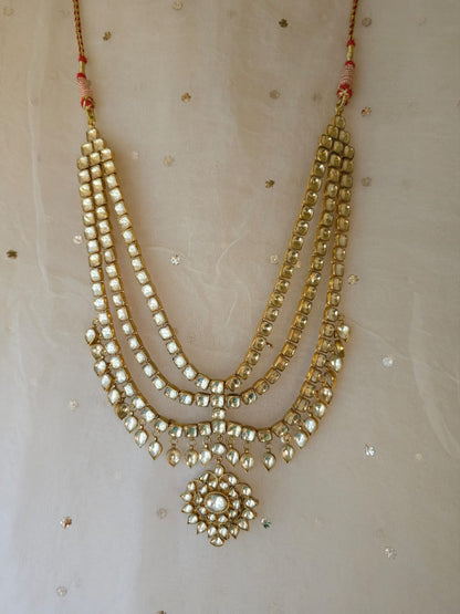 Tilottama alloy necklace