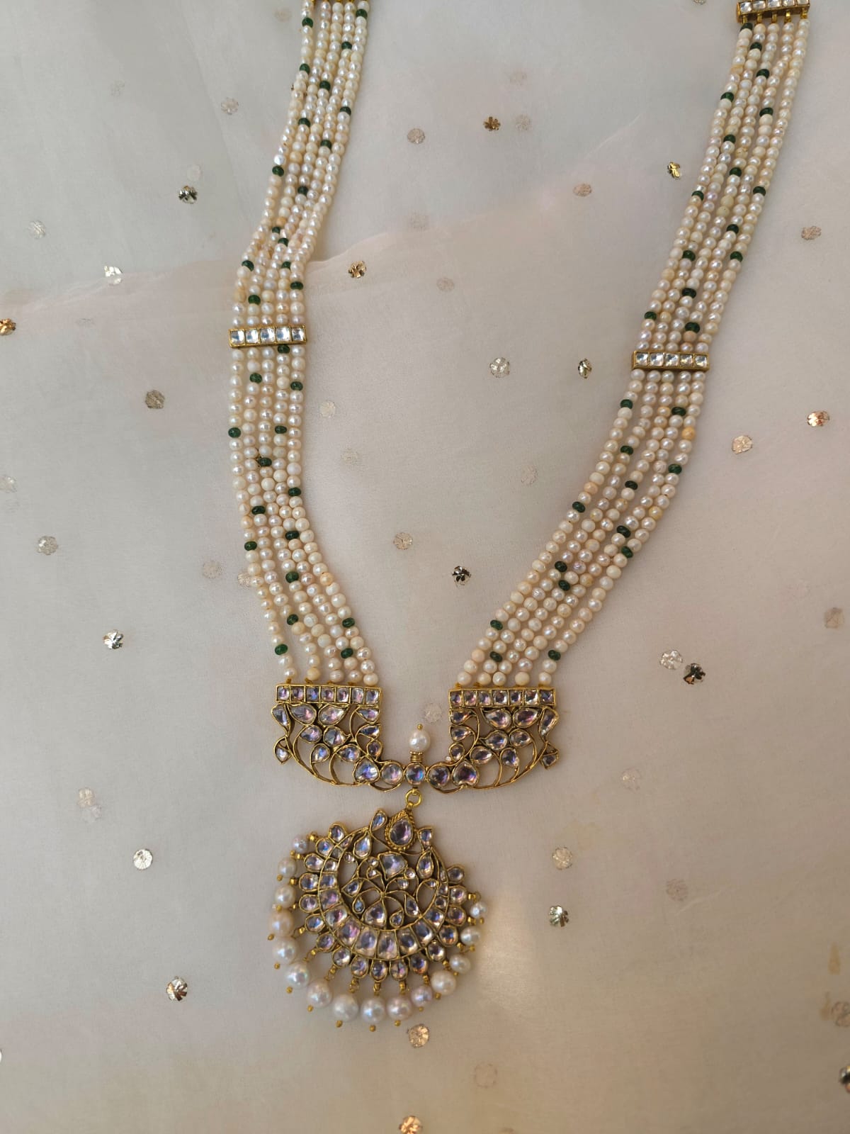 Golden belle ecru necklace