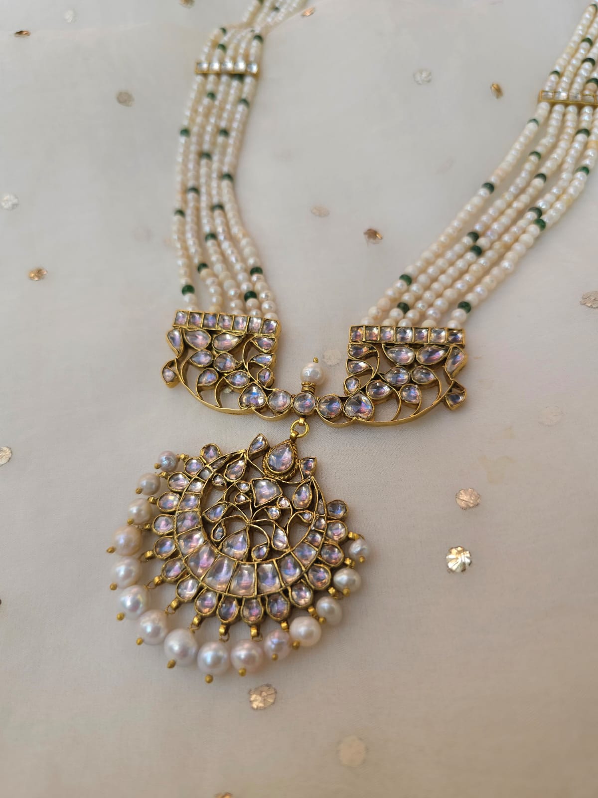 Golden belle ecru necklace