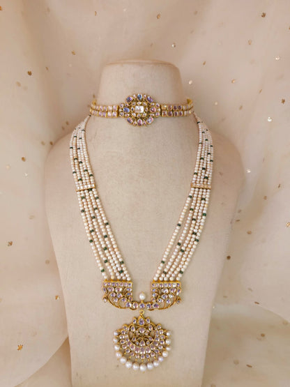 Golden belle ecru necklace