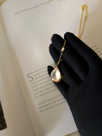 Champagne drop chain necklace