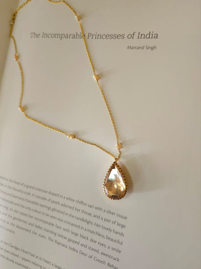 Champagne drop chain necklace