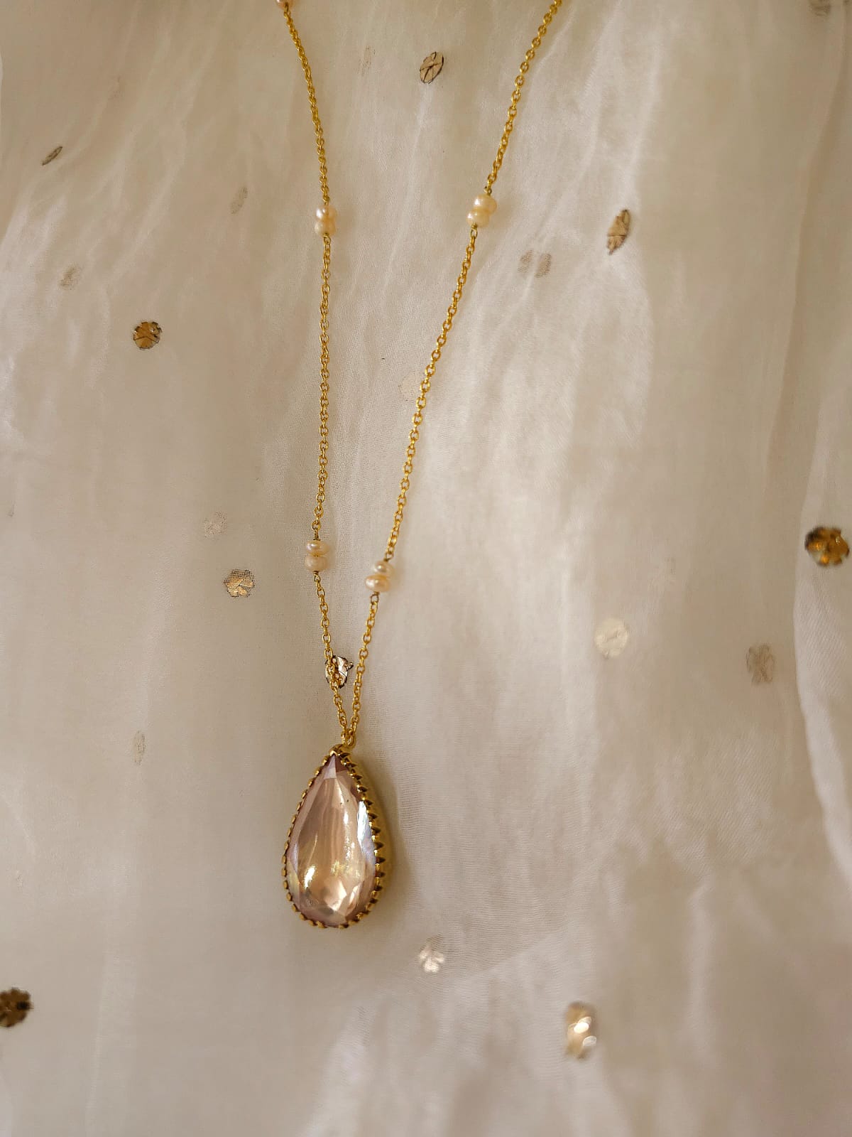 Champagne drop chain necklace