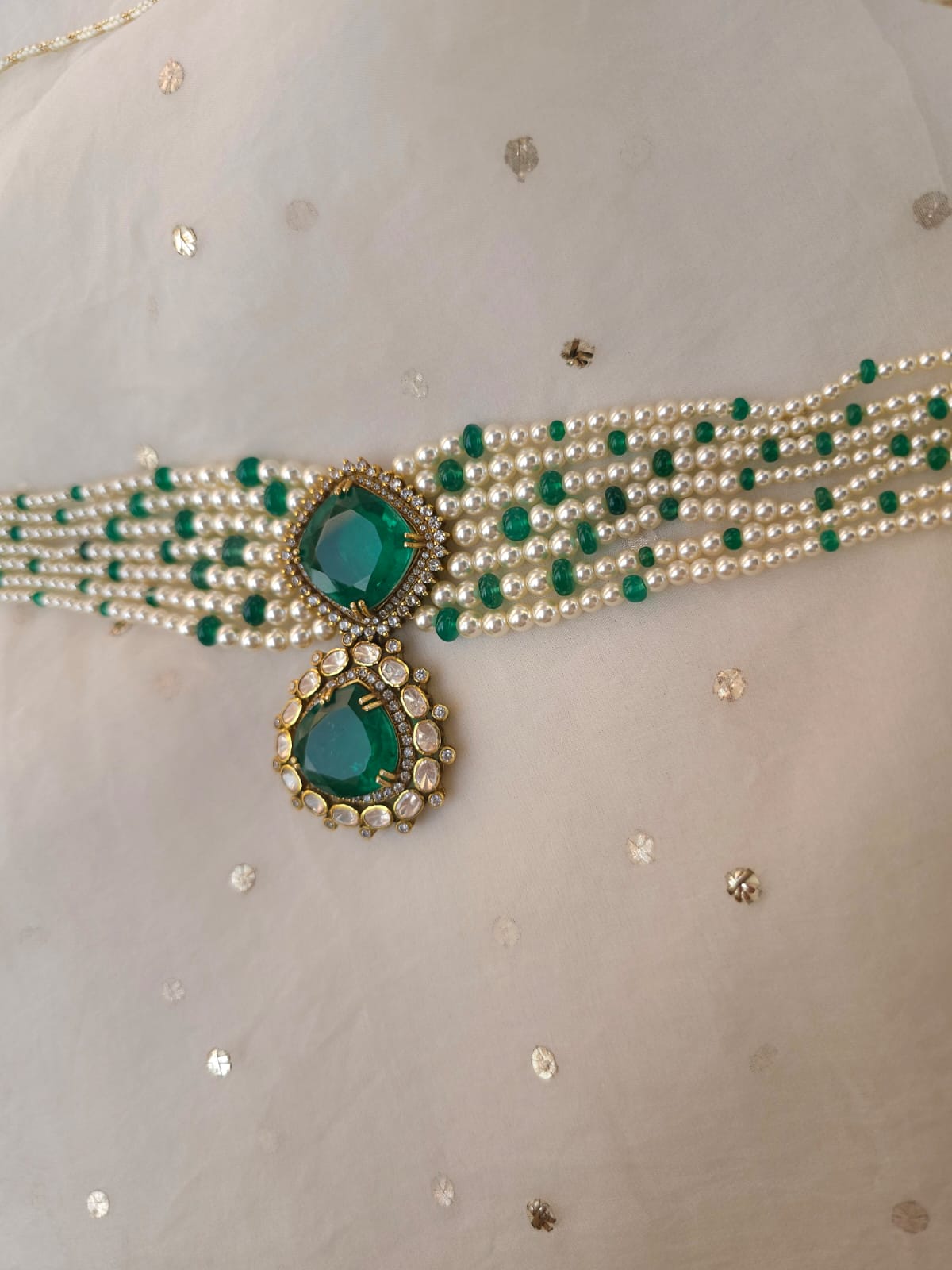 Sawai crown necklace