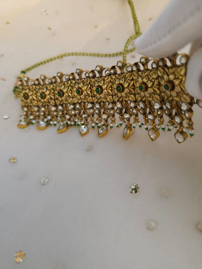 Madhuvan golden necklace set