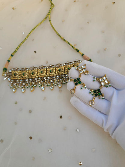 Madhuvan golden necklace set