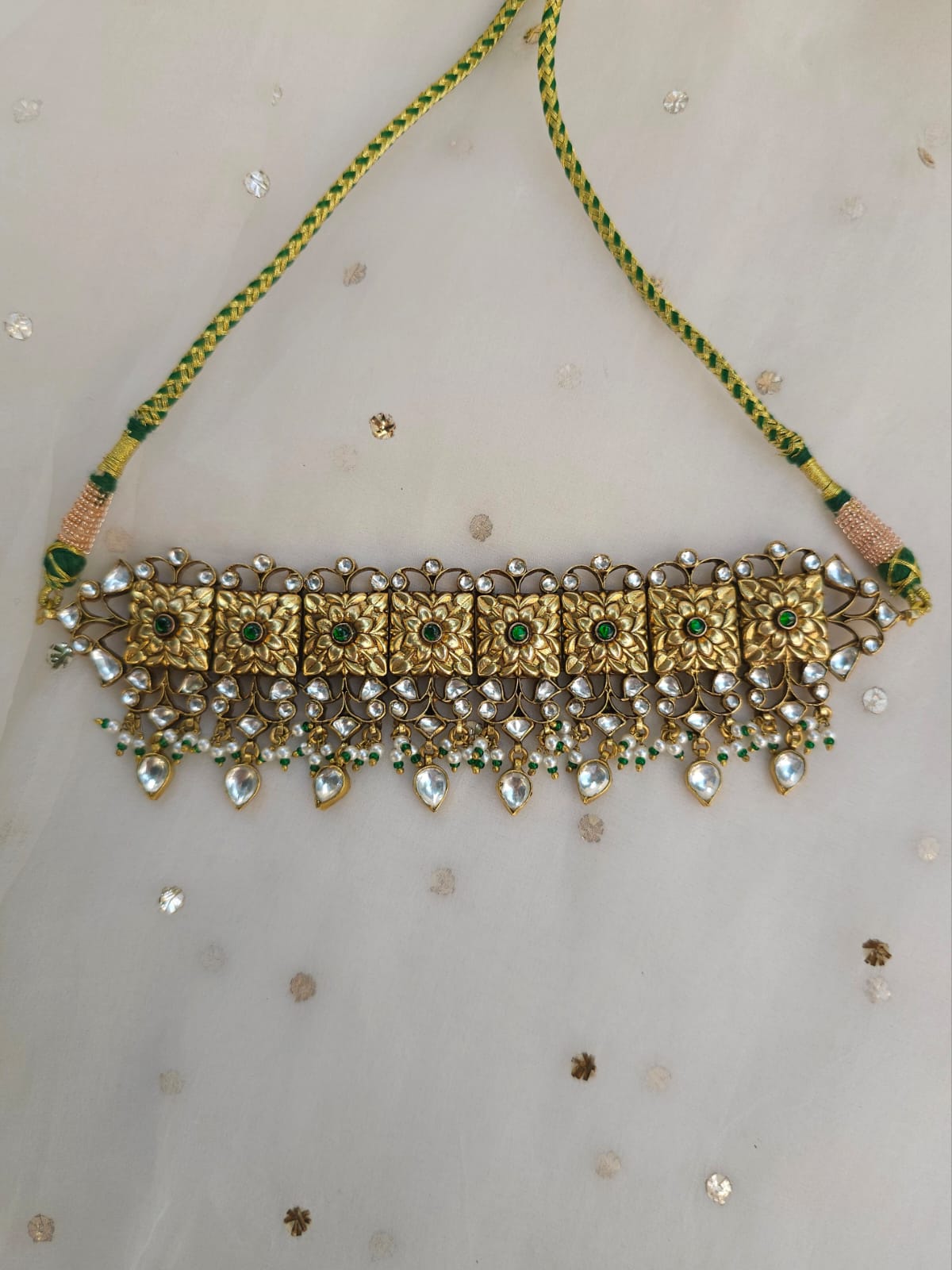 Madhuvan golden necklace set