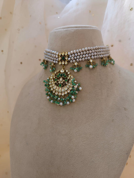 Utthapan jhanki choker necklace
