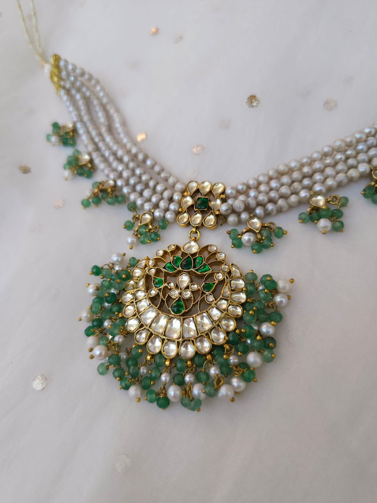 Utthapan jhanki choker necklace