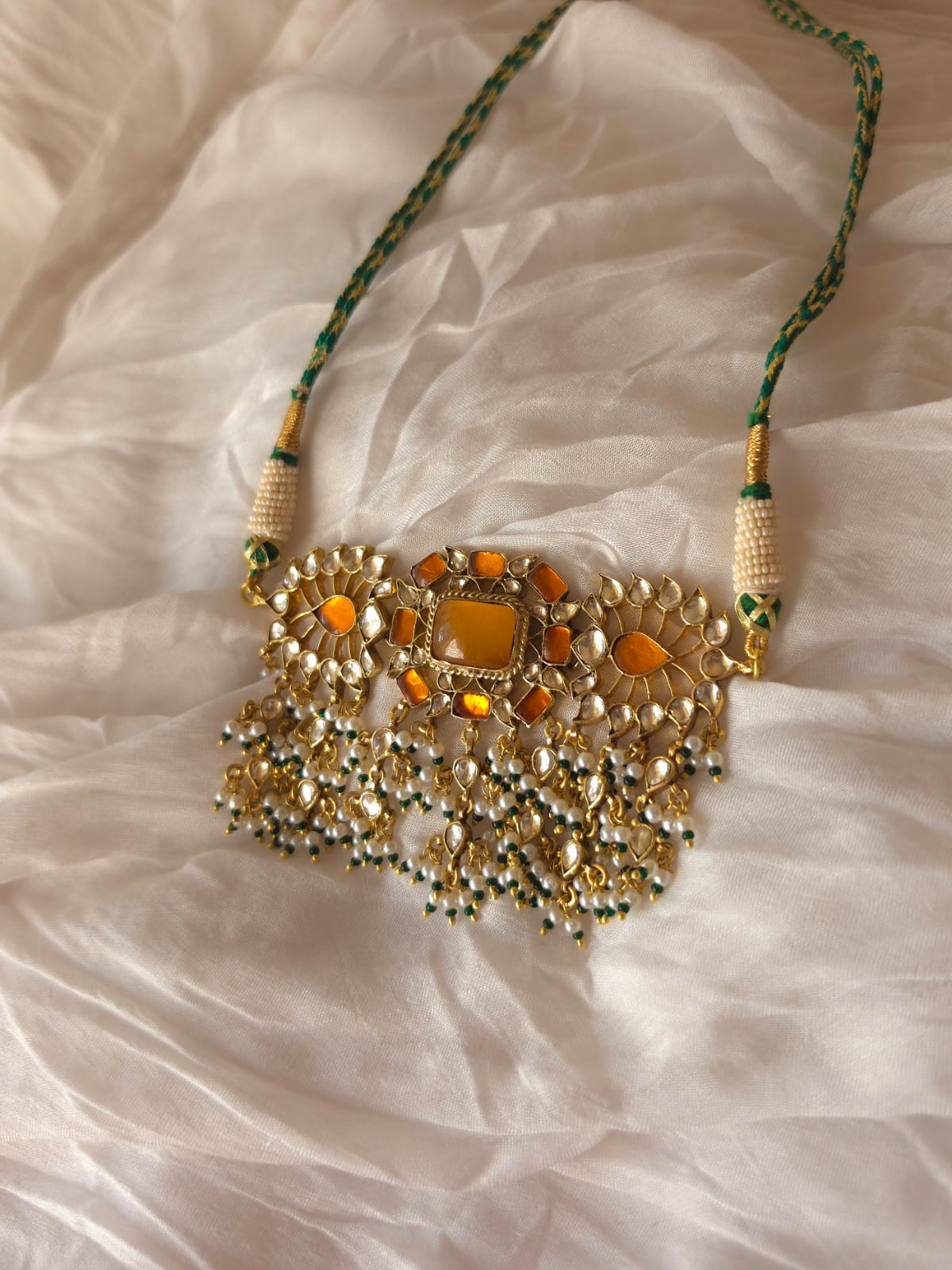 Goldenia choker necklace