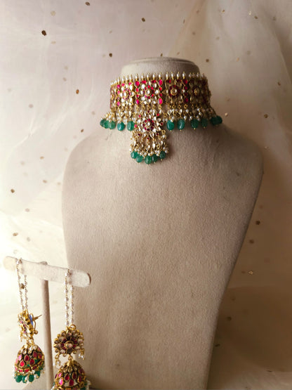 Scarlet affair necklace set