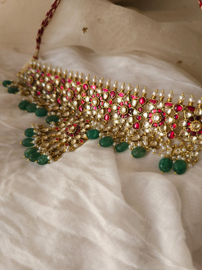 Scarlet affair necklace set