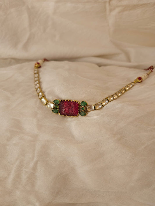 Raktagandha choker necklace