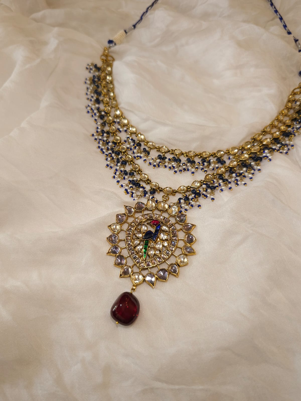 Queen ayesha totem necklace