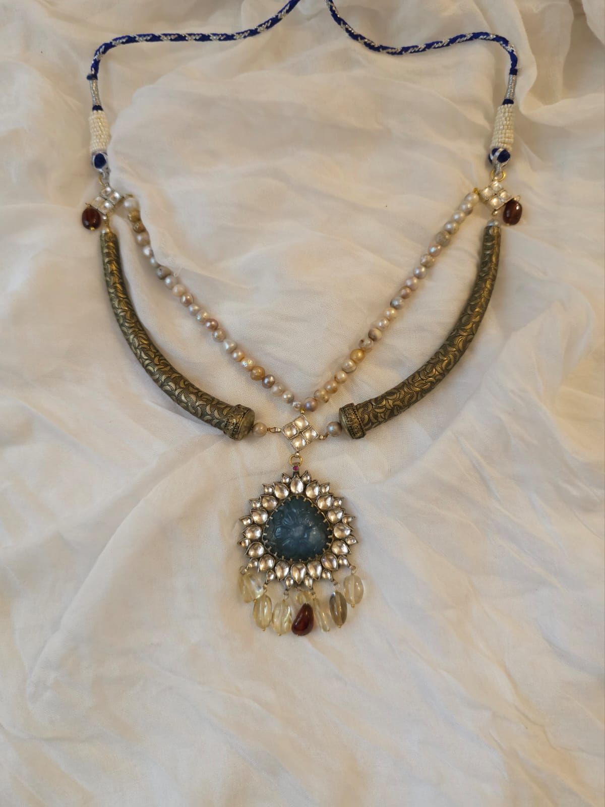 Ransingha garnet necklace